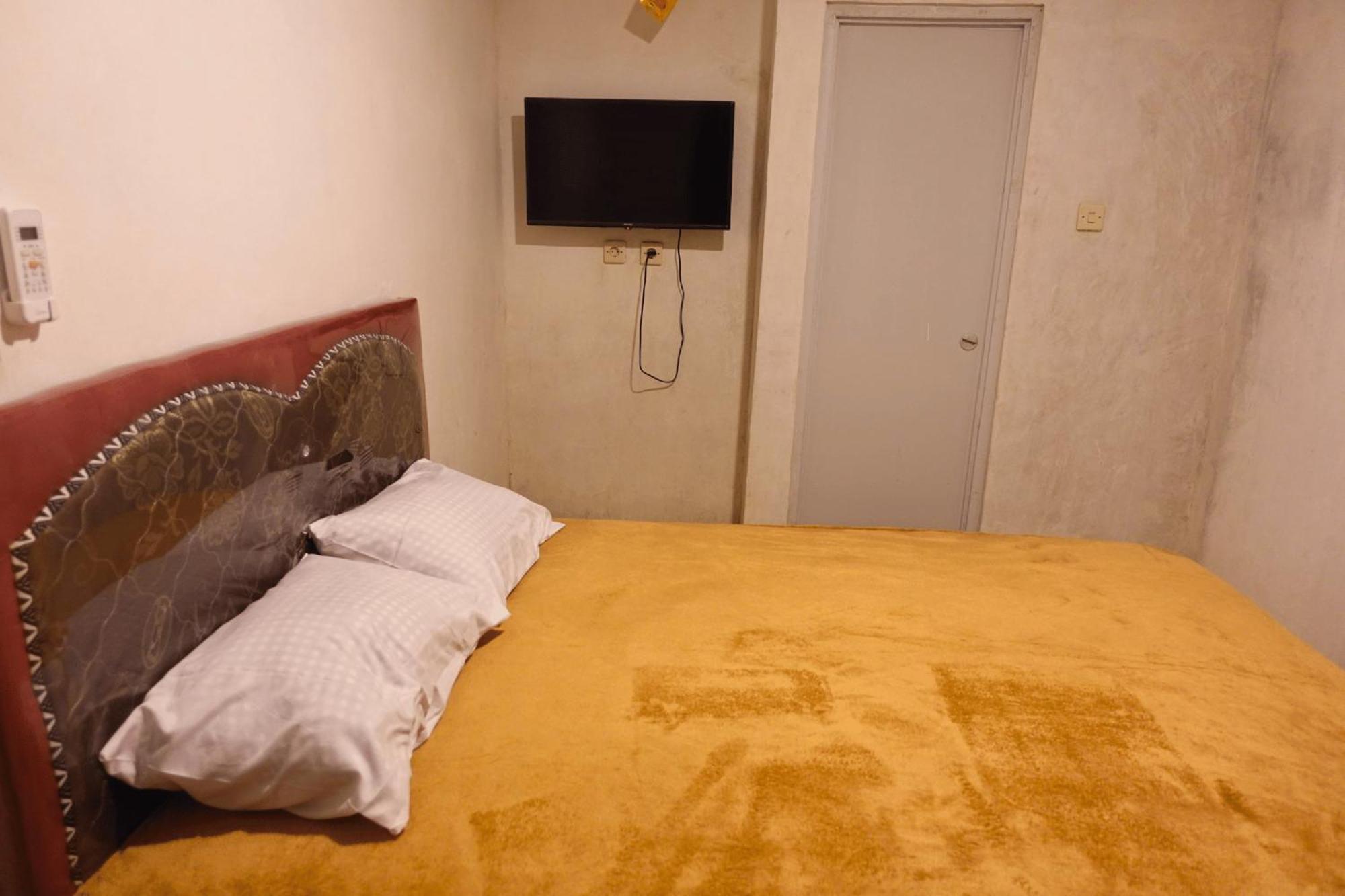 Mayeka Transit Hostel Bandara Internasional Lombok Praya Eksteriør bilde