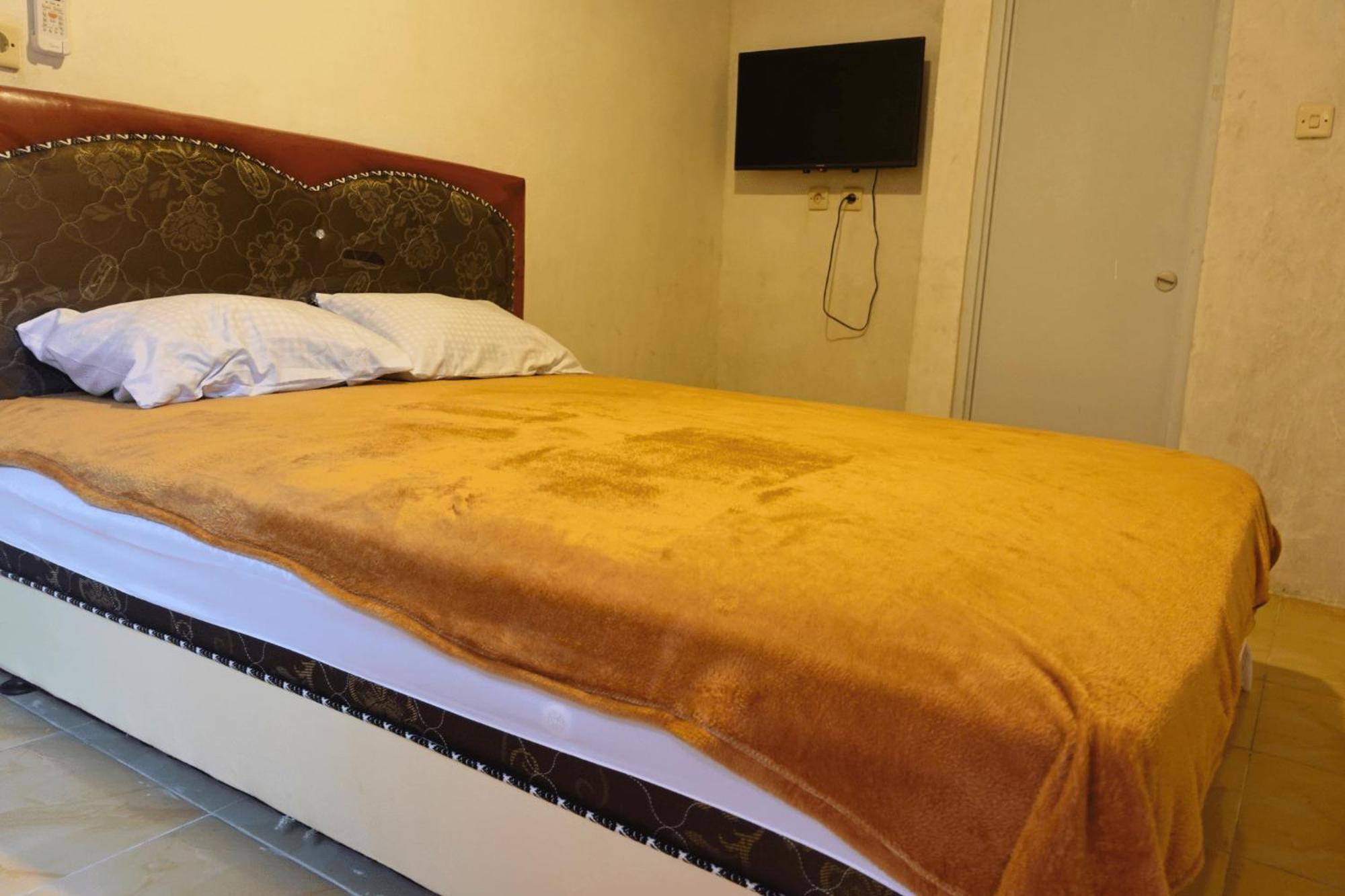 Mayeka Transit Hostel Bandara Internasional Lombok Praya Eksteriør bilde