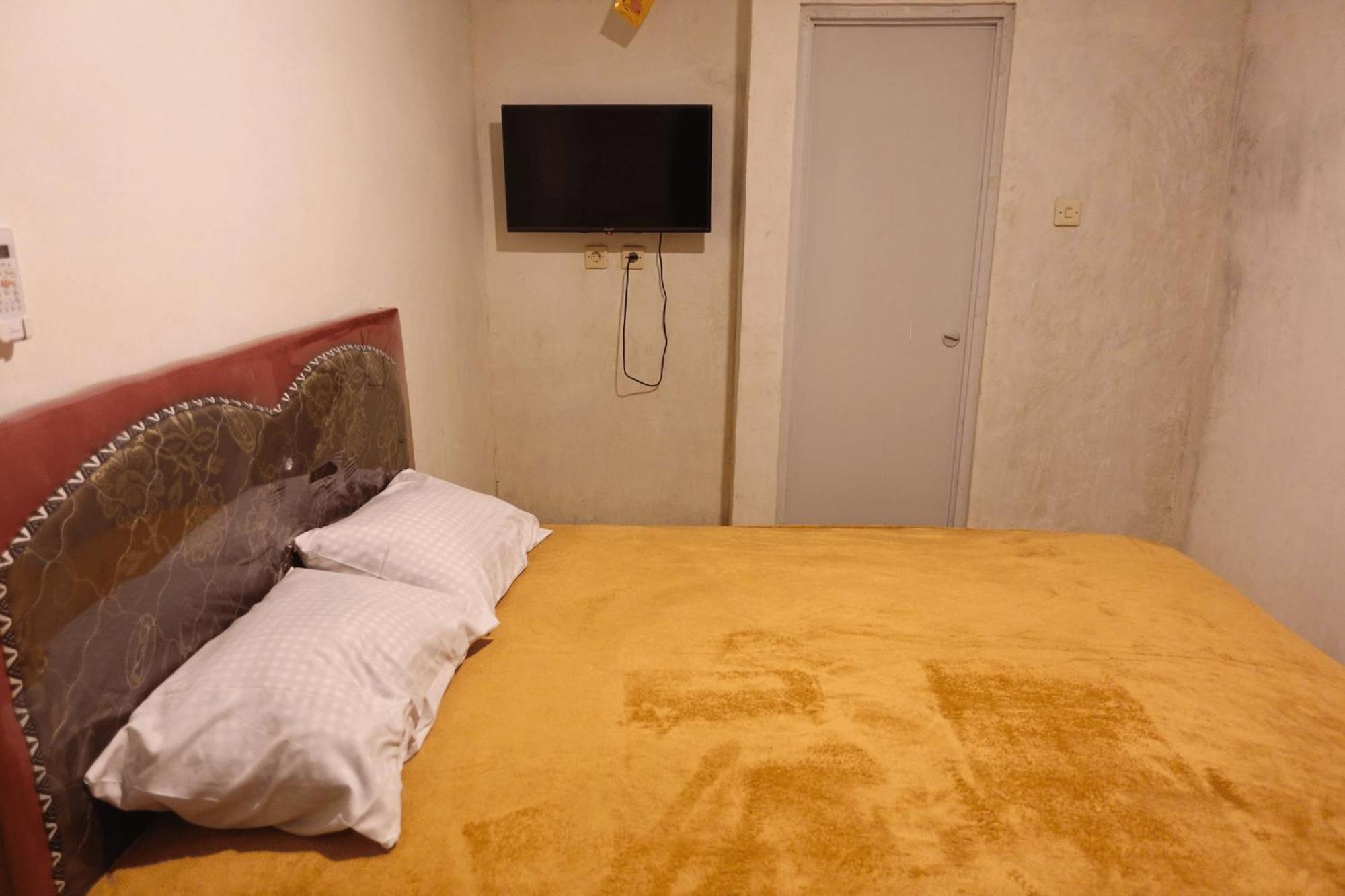 Mayeka Transit Hostel Bandara Internasional Lombok Praya Eksteriør bilde
