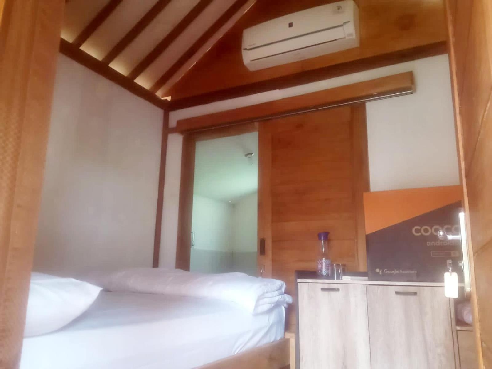 Mayeka Transit Hostel Bandara Internasional Lombok Praya Eksteriør bilde